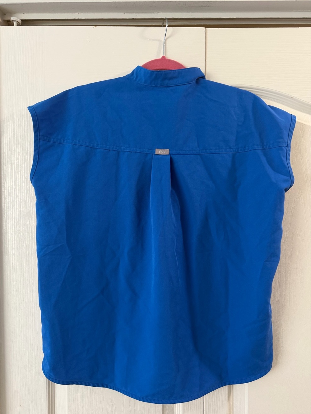 FIGS Rafaela Scrub Top - Picture 3 of 5